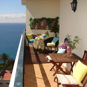 https://bright-studio.madeira-islandshotels.com